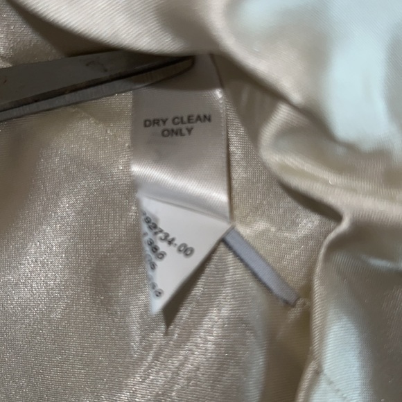 Banana Republic Raw Silk Jacket with Lining - Picture 9 of 9